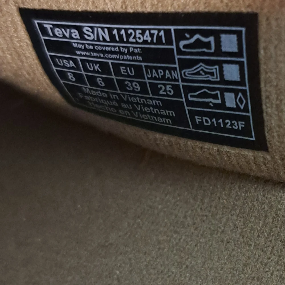 Teva Women's Slip-On Quilted Sneakers Beige